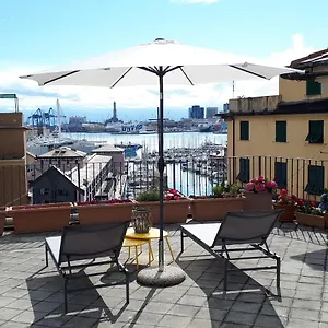 Apartment Old &, Genua
